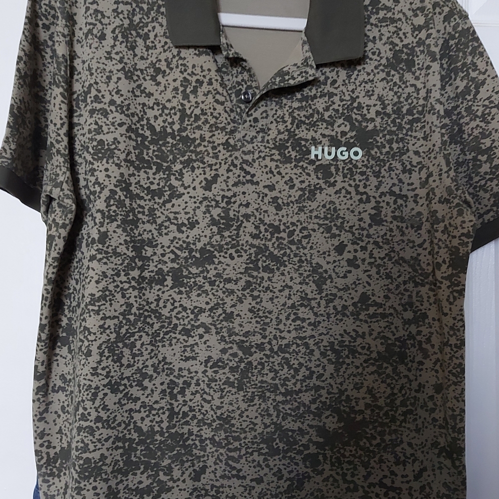 Hugo Men's Camouflage Polo Shirt - Green